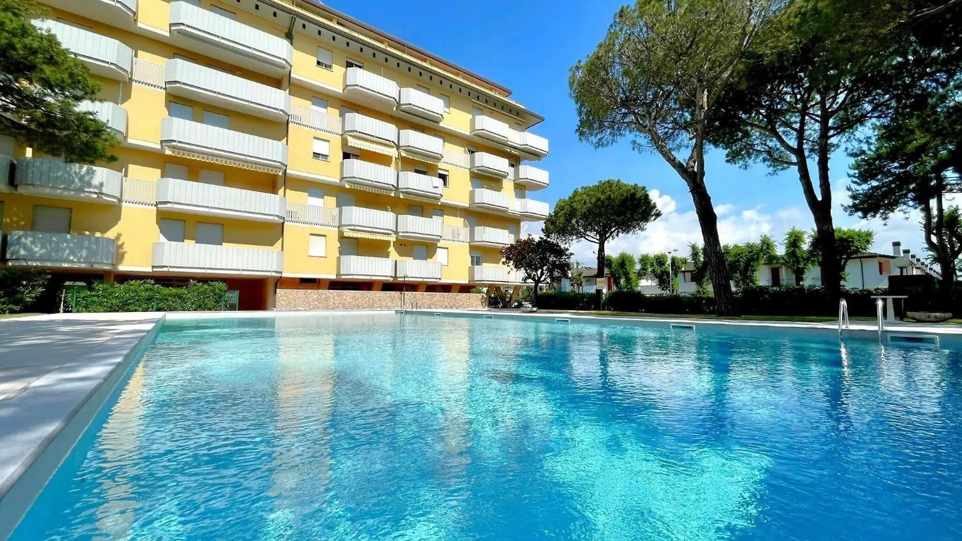 Nice Apartment With Shared Pool Porto Santa Margherita Italien